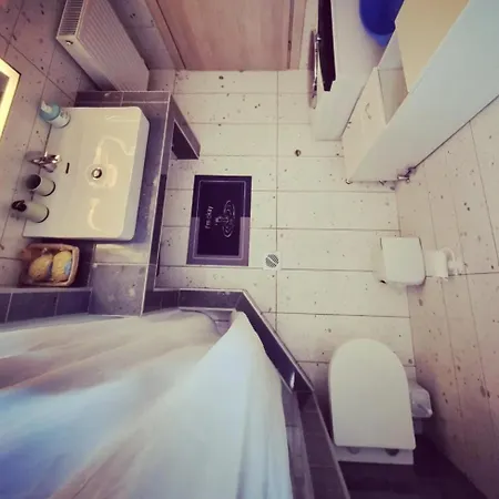 Tararas Lejlighed Nea Michaniona